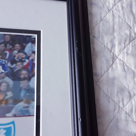 Tie Domi Signed Photo Framed 16" x 13" Authentic Autograph Toronto Maple Leafs - Picture 11 of 13